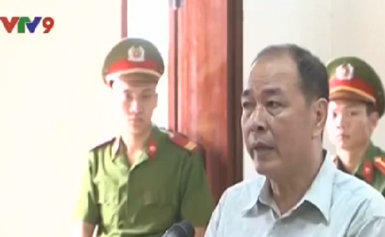 Xét xử sơ thẩm vụ tham ô tài sản tại cảng Quảng Ninh
