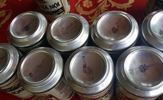 Công ty Bia Hà Nội: Lon bia bị mờ hạn sử dụng do lỗi máy in phun