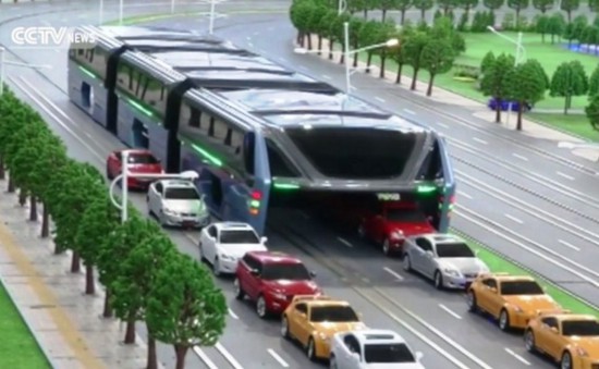 Trung Quốc giới thiệu xe bus chở được 1.400 khách
