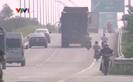 Chậm triển khai đường gom gây mất an toàn trên cao tốc Hà Nội - Bắc Giang