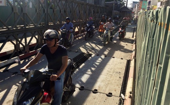 TP.HCM: Thông xe 2 cầu sắt, đường Phan Văn Trị trở nên thông thoáng
