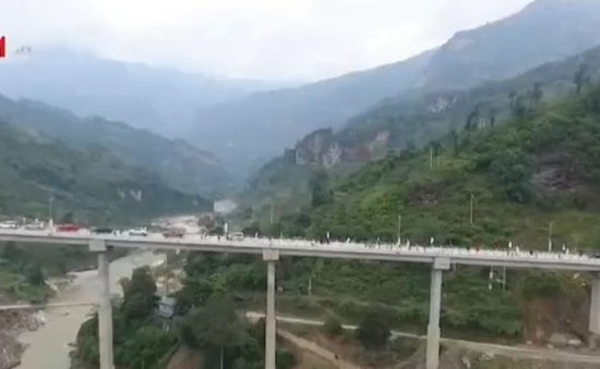 Vùng cao Xín Mần, Hà Giang đổi thay từ những cây cầu