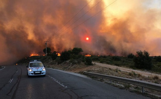 Hỏa hoạn nghiêm trọng tại Marseille (Pháp), hàng trăm người sơ tán