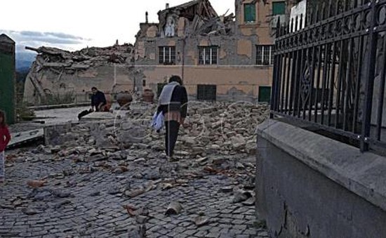 Động đất 6,6 độ Richter ở miền Trung Italy
