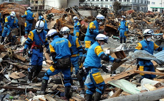 Tinh thần cứu trợ lẫn nhau của người Nhật trong thảm họa động đất