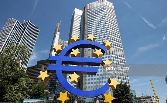 ECB có thể nới lỏng chính sách tiền tệ