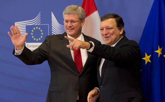 Châu Âu và Canada chính thức ký Hiệp định Thương mại tự do