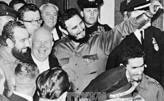 Hồi ức về lãnh tụ Cuba Fidel Castro của người cung cấp vũ khí cho tàu Granma