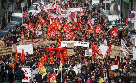 Pháp: Biểu tình toàn quốc phản đối đề xuất cải cách lao động