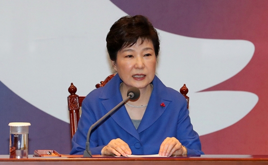 Tổng thống Hàn Quốc được miễn ra tòa thẩm vấn