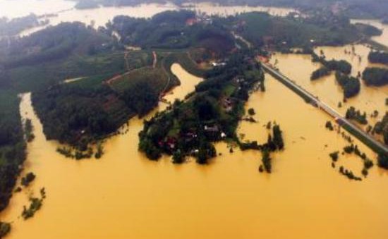 Kiểm tra công tác khắc phục hậu quả sau mưa lũ tại Hà Tĩnh và Nghệ An