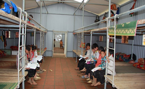 Học sinh Sơn La hồ hởi với trường học bán trú khang trang