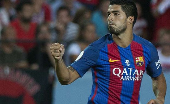 Suarez cảnh báo Barcelona: Siêu cúp TBN vẫn chưa nằm trong tay!