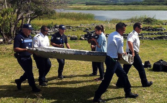 Vụ máy bay MH370 mất tích: Máy bay rơi nhanh sau khi hỏng động cơ