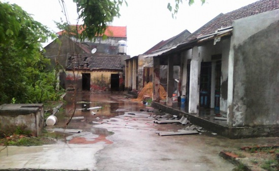 Nam Định thiệt hại hàng ngàn tỷ đồng sau bão số 1