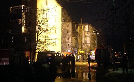 Nga: Nổ khí ga làm sập một tòa nhà, hàng chục người bị vùi lấp