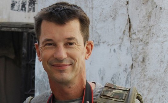 Bằng chứng về sự sống sót của nhà báo Anh bị IS bắt cóc John Cantlie