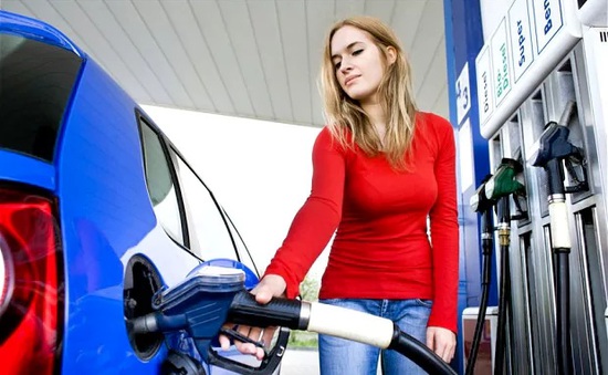 Người Mỹ lãng phí hơn 2 tỷ USD/năm mua xăng chất lượng cao