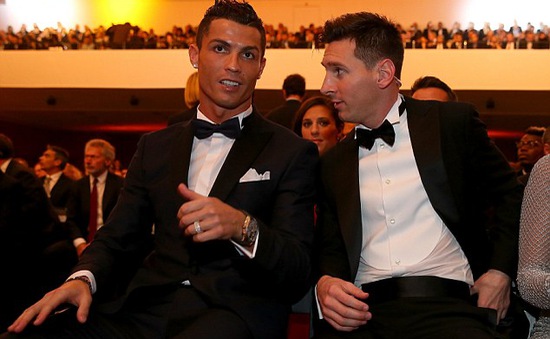 Ronaldo từ chối đi đám cưới Messi