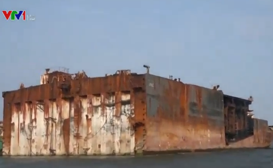 Phát hiện vụ tháo dỡ tàu biển không phép tại Tiền Giang