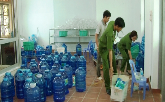 TT-Huế: Phát hiện 6 cơ sở nước đóng chai vi phạm vệ sinh thực phẩm
