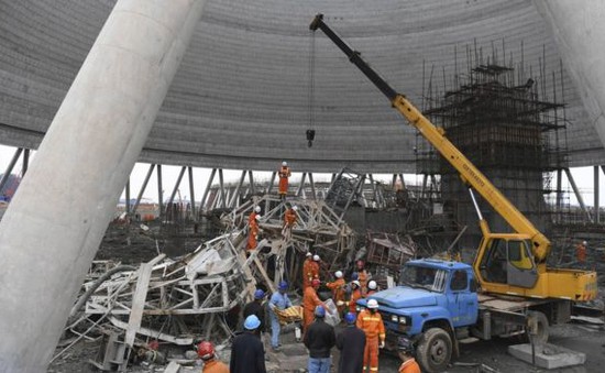 Trung Quốc điều tra vụ sập công trình nhà máy điện
