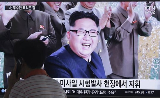Triều Tiên: Thử tên lửa mô phỏng tấn công phủ đầu Hàn Quốc