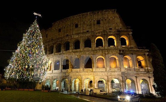 Italy phục dựng đấu trường Coloseum