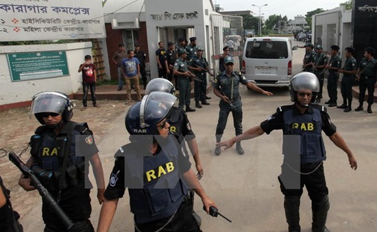 Bangladesh tiêu diệt 4 nghi phạm thuộc nhóm phiến quân JMB