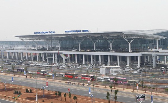 Thí điểm xe khách tuyến trung tâm Hà Nội - sân bay Nội Bài