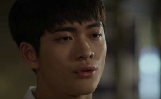 Kang Tae Oh đe dọa Mạnh Trường, rủ Lã Thanh Huyền xem Tuổi thanh xuân 2