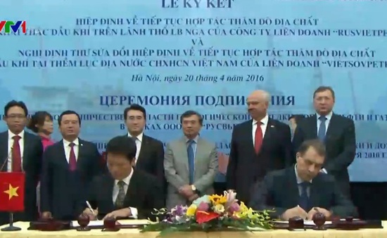 Việt - Nga ký Hiệp định thăm dò địa chất và khai thác dầu khí tại Nga