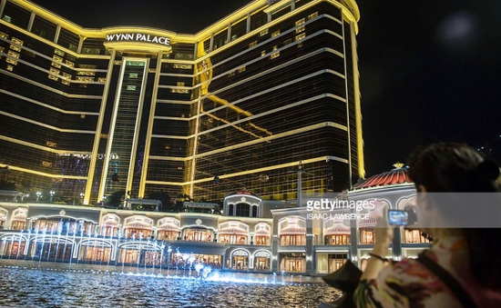 Doanh thu các casino tại Macau (Trung Quốc) sụt giảm mạnh