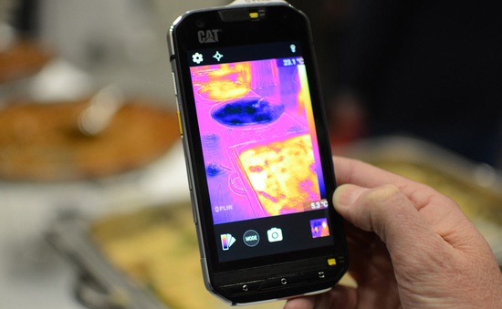 CAT S60 - Smartphone trang bị camera dò nhiệt đầu tiên sắp lên kệ