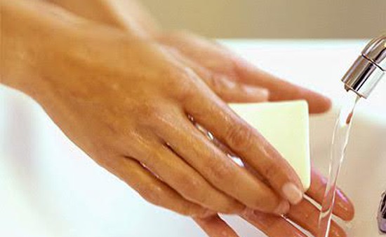 Bộ Y tế yêu cầu báo cáo về thành phần của xà phòng rửa tay tiệt trùng