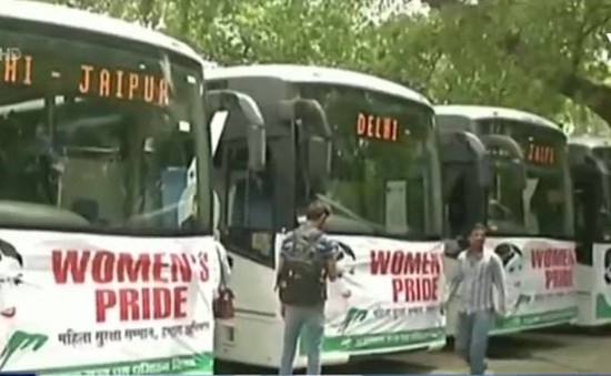 Ấn Độ khai trương xe bus đặc biệt vì an toàn của hành khách nữ