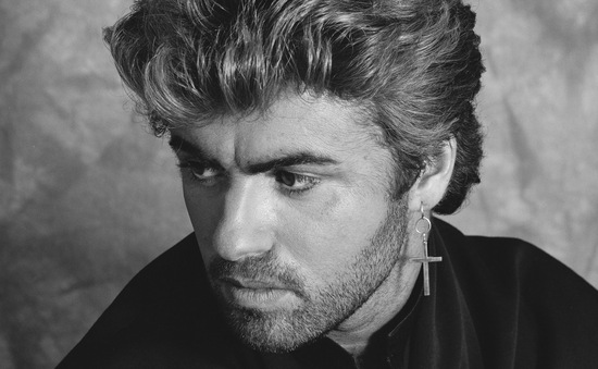Công bố nguyên nhân qua đời của huyền thoại âm nhạc George Michael