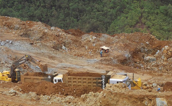Philippines sẽ xem xét lại lệnh đóng cửa các mỏ khai thác nikel