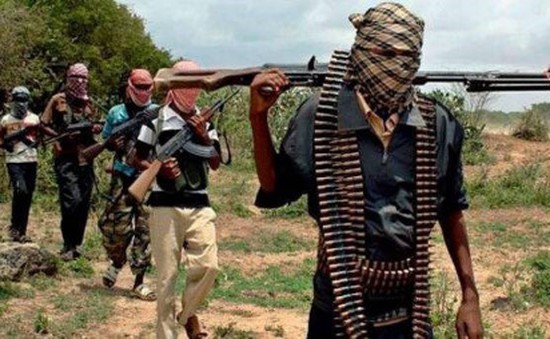 Thủ lĩnh Boko Haram chỉ đạo bắt cóc hàng trăm nữ sinh đã ra đầu hàng