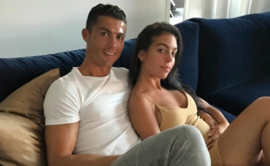 Chốt thời điểm Cristiano Ronaldo lên xe hoa với cô bạn gái Georgina