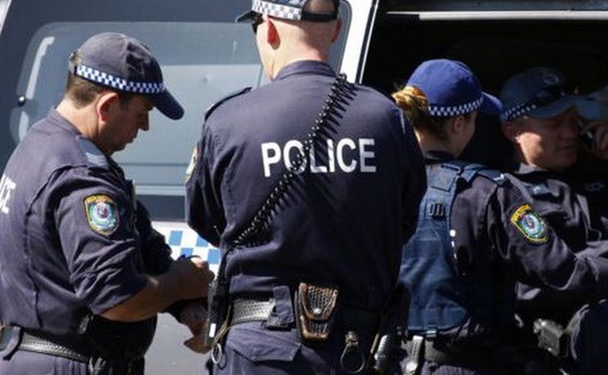 Australia buộc tội 2 nghi can liên quan âm mưu tấn công máy bay chở khách