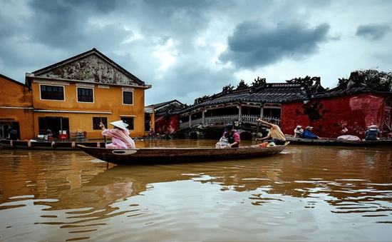 Quảng Nam: Hội An thiệt hại nặng, Đại Lộc vẫn chìm trong biển nước