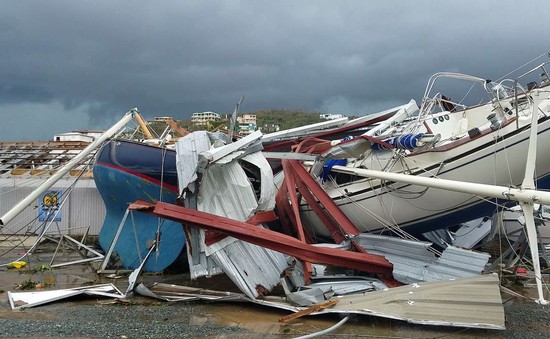 Bão Irma dù hạ cấp nhưng vẫn cực kỳ nguy hiểm