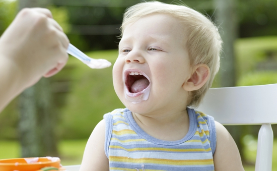 Tầm quan trọng của những bữa ăn phụ cho trẻ trong những ngày nắng nóng