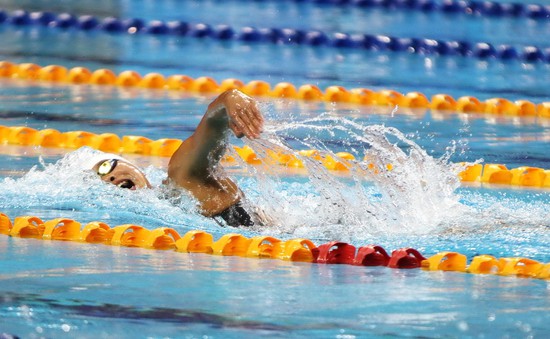 Phá kỷ lục SEA Games, Nguyễn Thị Ánh Viên giành HCV 200m bơi ngửa