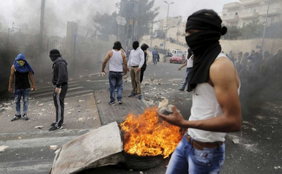 Bạo lực lại bùng phát liên quan đến vấn đề Jerusalem