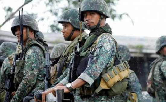 Nga chuyển khí tài hỗ trợ Philippines chống IS