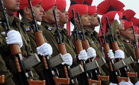 Quân đội Ấn Độ hủy thi tuyển vì lộ đề