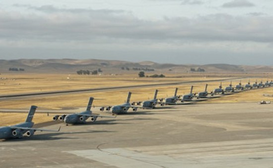 Mỹ đột ngột phong tỏa căn cứ không quân do “sự cố an ninh”