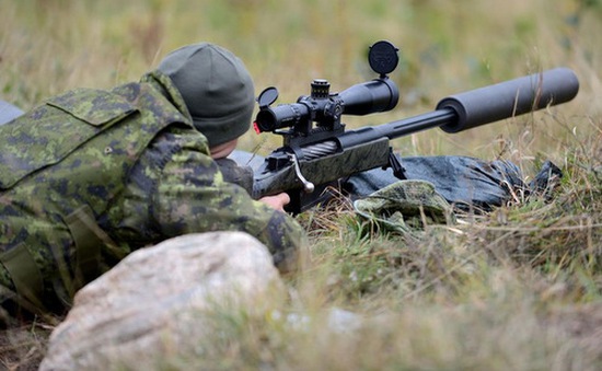 Lính bắn tỉa Canada lập kỷ lục tiêu diệt IS từ khoảng cách 3,5km